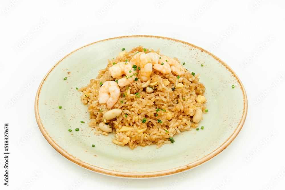 a plate noodles with shrimp japanese food