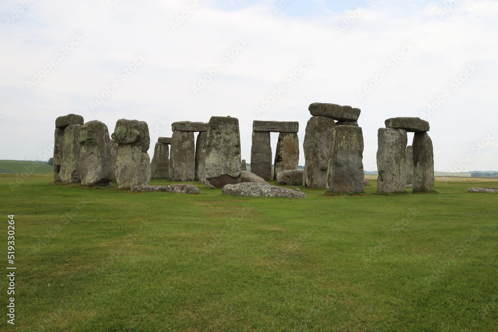 Fototapeta premium The mysterious Stonehenge site in Great Britain
