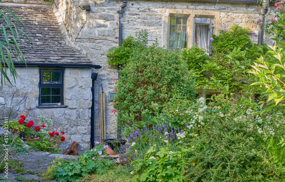 Traditional Cotswolds cottage garden