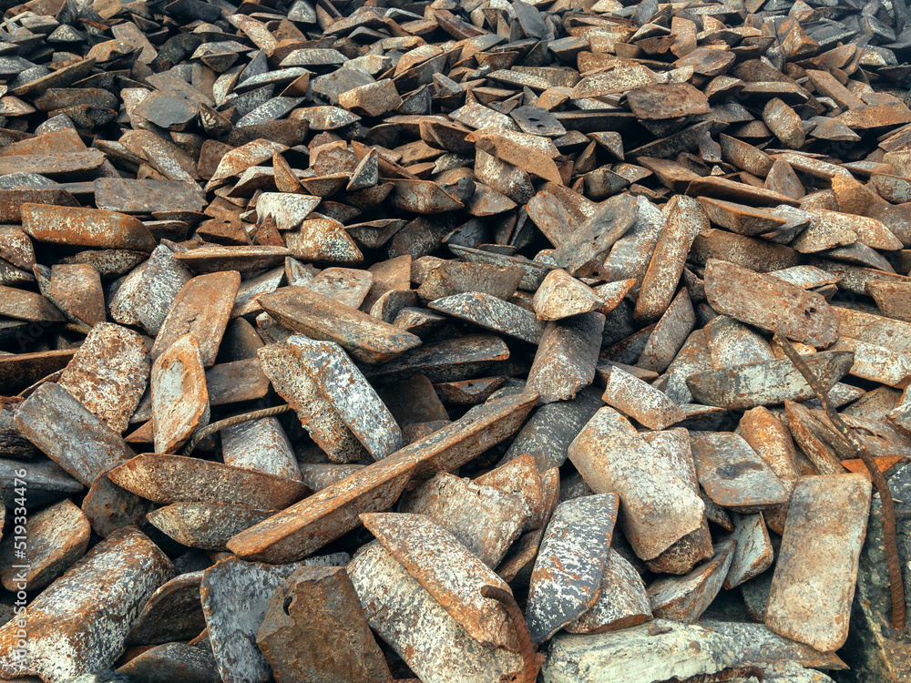 The form of cast iron ingots, ingots solid condition. Ingots of cast
