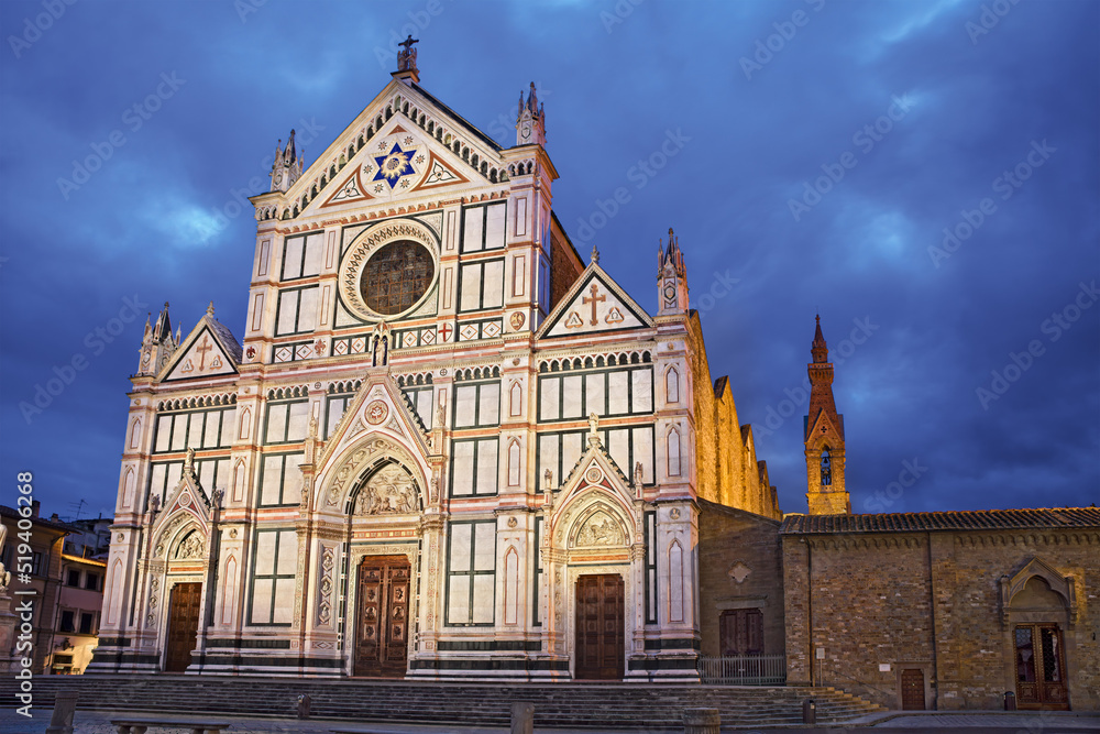 Florence, Tuscany, Italy: the renaissance Basilica di Santa Croce (Basilica of the Holy Cross), the Franciscan church known also as the Temple of the Italian Glories