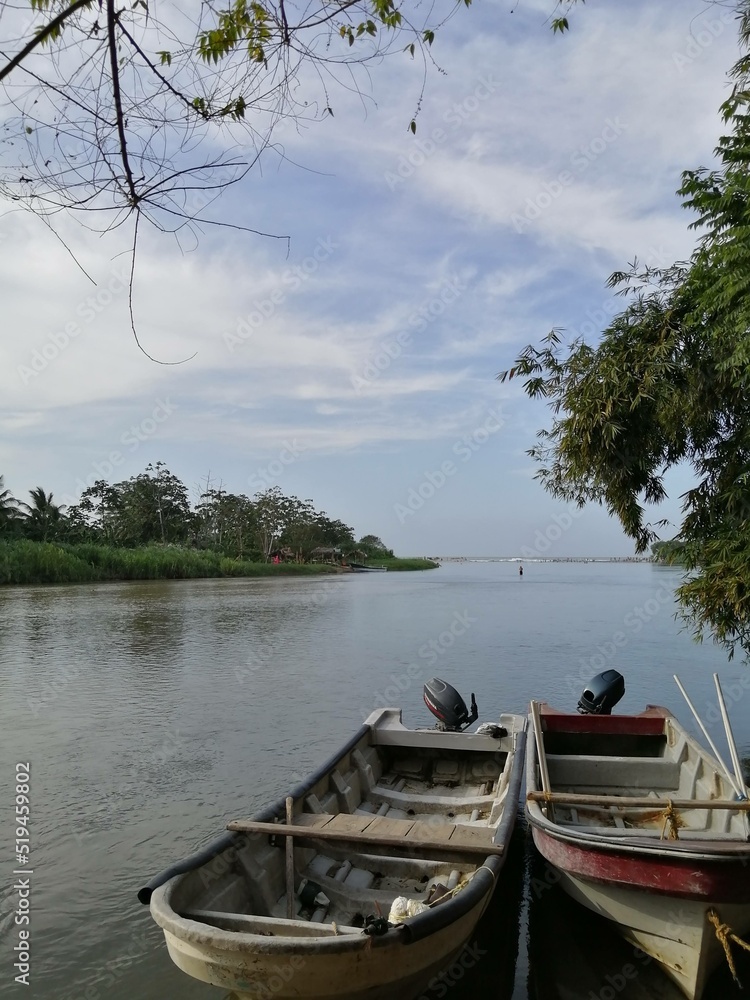 Fototapeta premium boat on the river