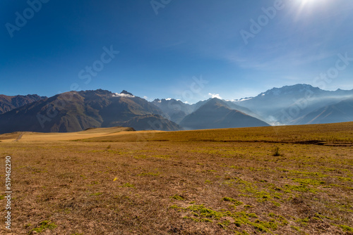 Canvastavla The Sacred Valley is made up of the towns of Pisac, Urubamba, Ollantaytambo, Chi