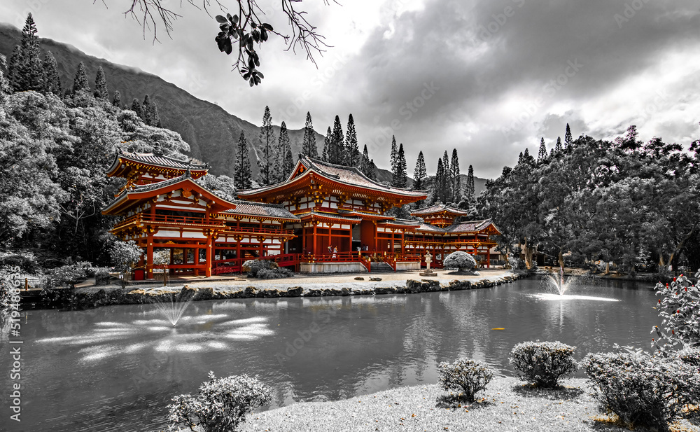 Obraz premium Byodo-In Buddhist Japanese Temple oahu hawaii