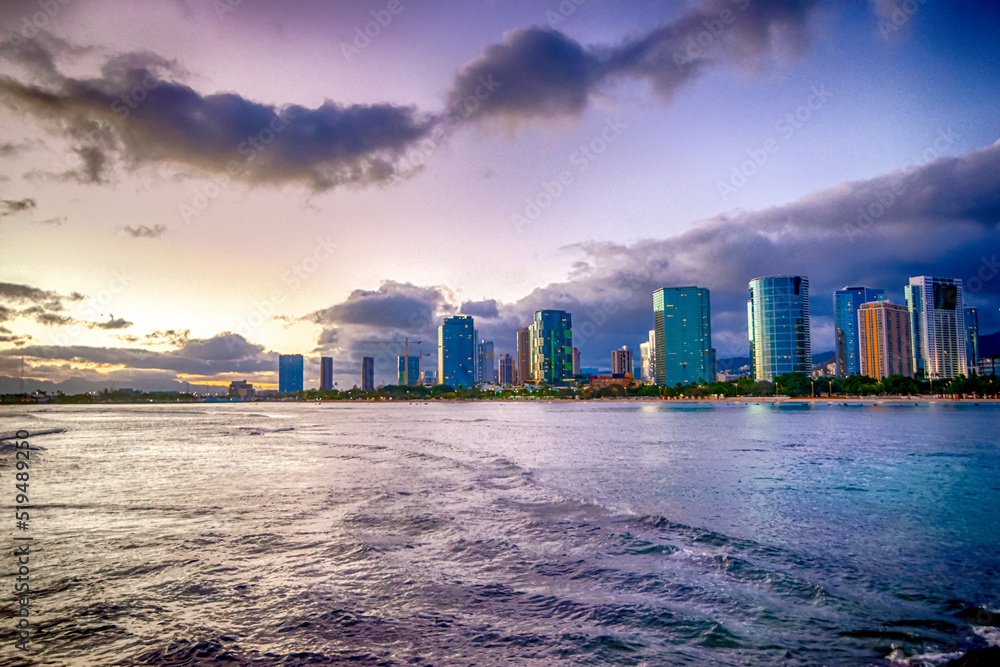 Naklejka premium Sunset at Waikiki Beach on Oahu Hawaii