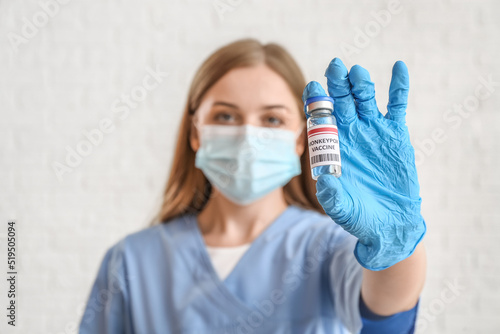 Female doctor with monkeypo...