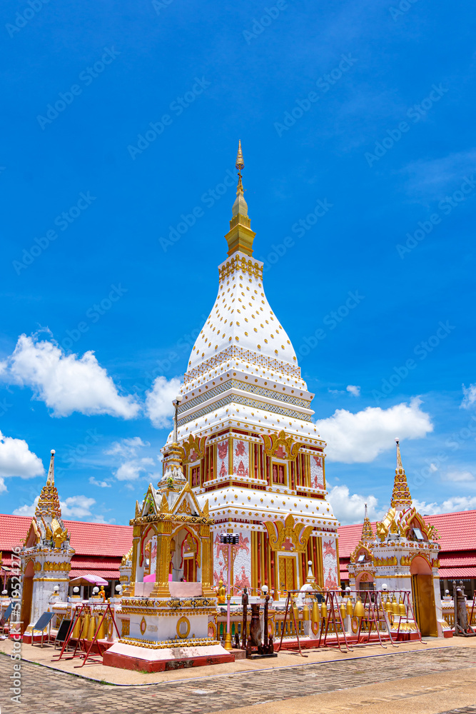 Fototapeta premium Renu Pagoda of Phra That Renu temple in Renu Nakhon District, Nakhon Phanom, Thailand.