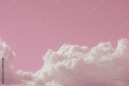 фотографія Pink sky with clouds. Abstract background