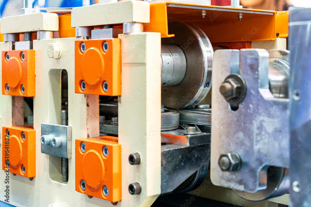 continuously high speed metal sheet strip c shape beam roll forming machine for manufacturing process in industrial continuously high speed metal sheet strip c shape beam roll forming machine for manufacturing process in industrial