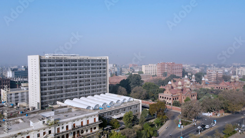 An aerial image of the State Bank of Pakistan's building and Lahore High Court's historic building located on Mall Road. 