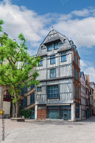 Obraz na płótnie Street with timber framing houses in Rouen, Normandy, France. Architecture and landmarks of Rouen. w salonie