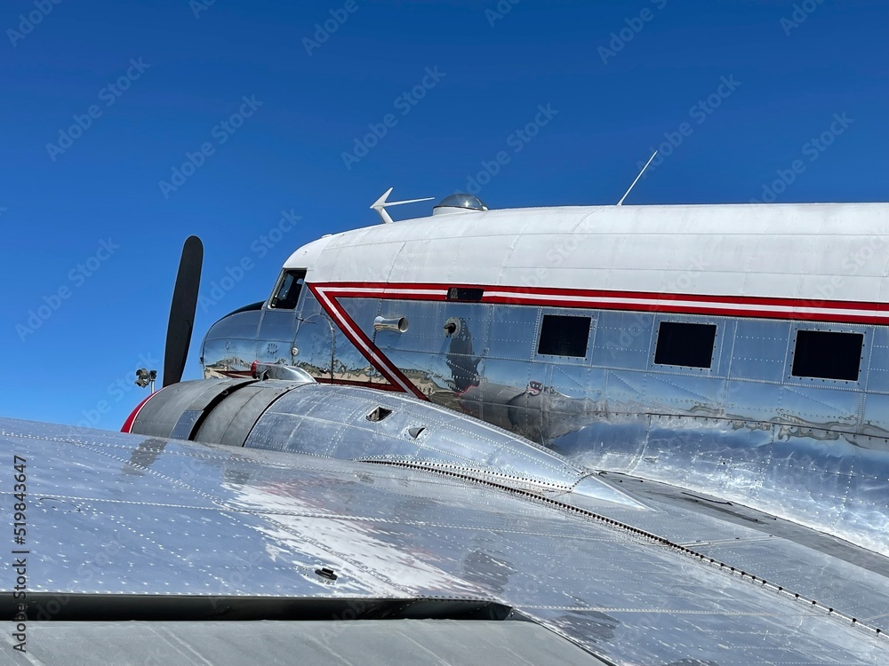 Propeller driven commercial airplane from the 1940s for travel in comfort