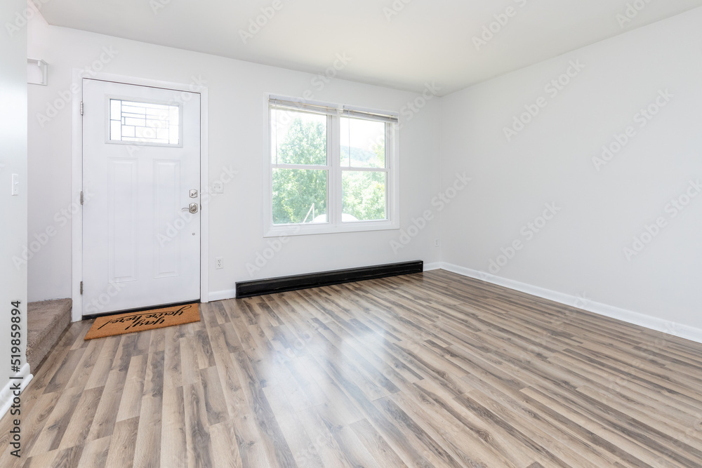 Obraz premium light and airy empty room
