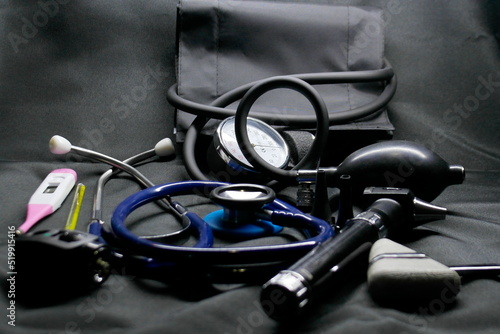 Medical instruments for the diagnosis of diseases in primary care photo