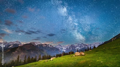 Obraz Droga mleczna nad Tatrami widziana z Rusinowej Polany w czerwcu