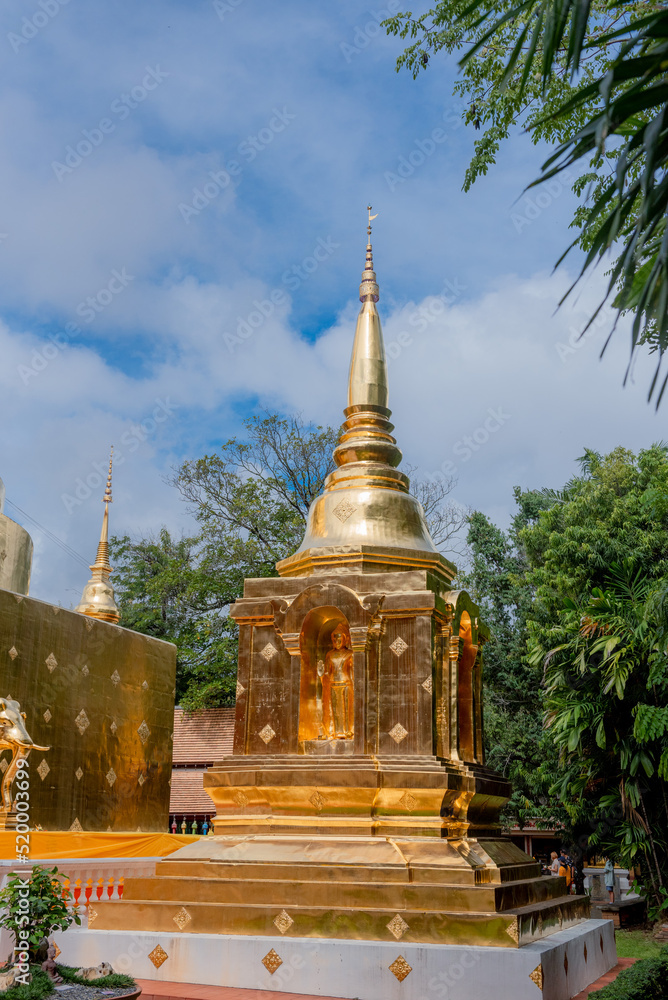 Naklejka premium beautiful temple in thailand.