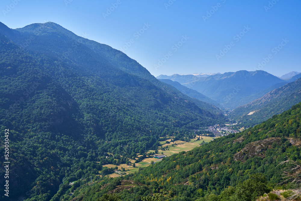 Panorámica del Valle de Arán desde Bossost