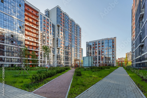 Multi-apartment high-rise residential building, St. Petersburg, Russia