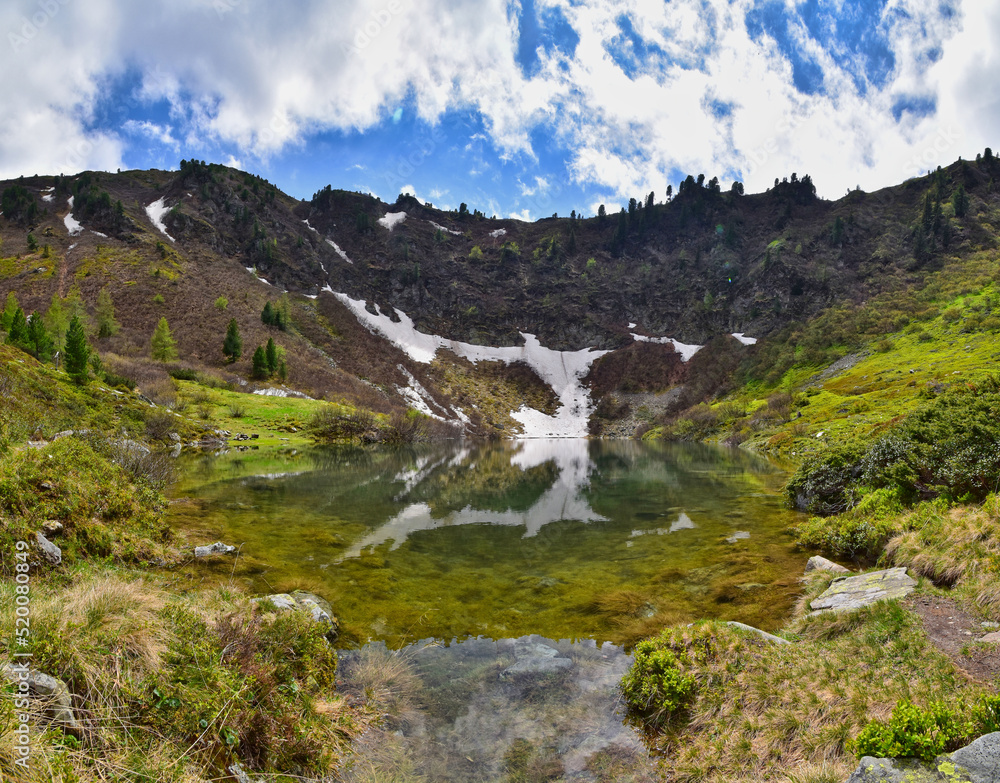 Gluhbuckensee unterhalb des Seegupf in den Rottenmanner Tauern, Steiermark