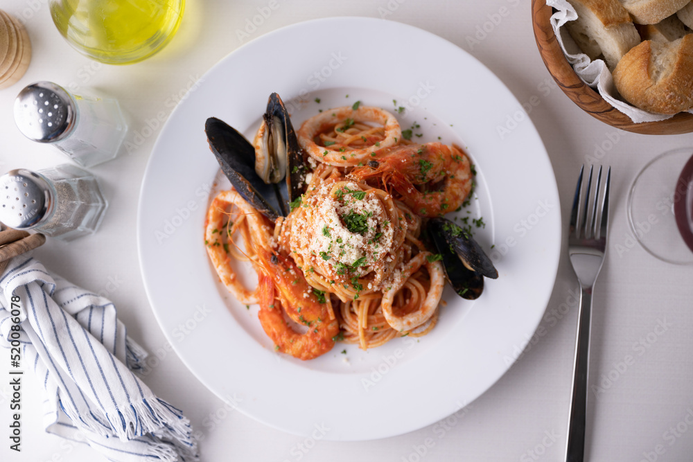 Spaghetti alla pescatora, seafood tomato sauce pasta