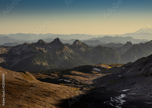 View of the Cascasde Mountains