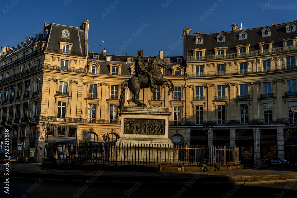 Paris Monument 1514