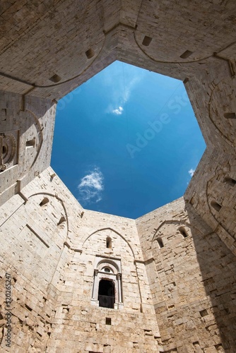 Quadro em tela castel del monte interno