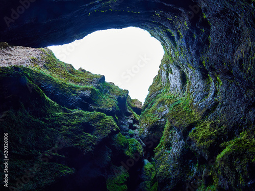Cueva de Islandia, Gruta.