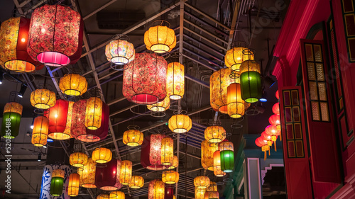 Tableau sur toile Amazing traditional hanging floral colorful lamps on ceiling