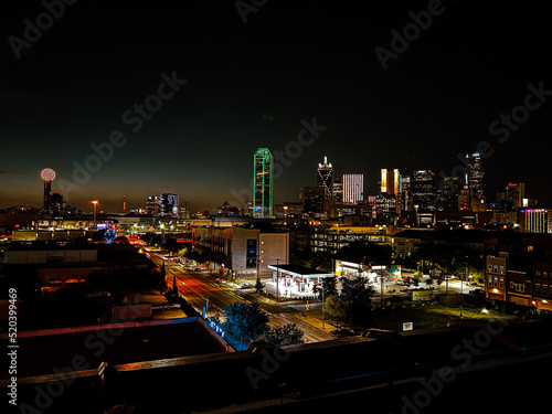 Wallpaper Mural city at night Torontodigital.ca