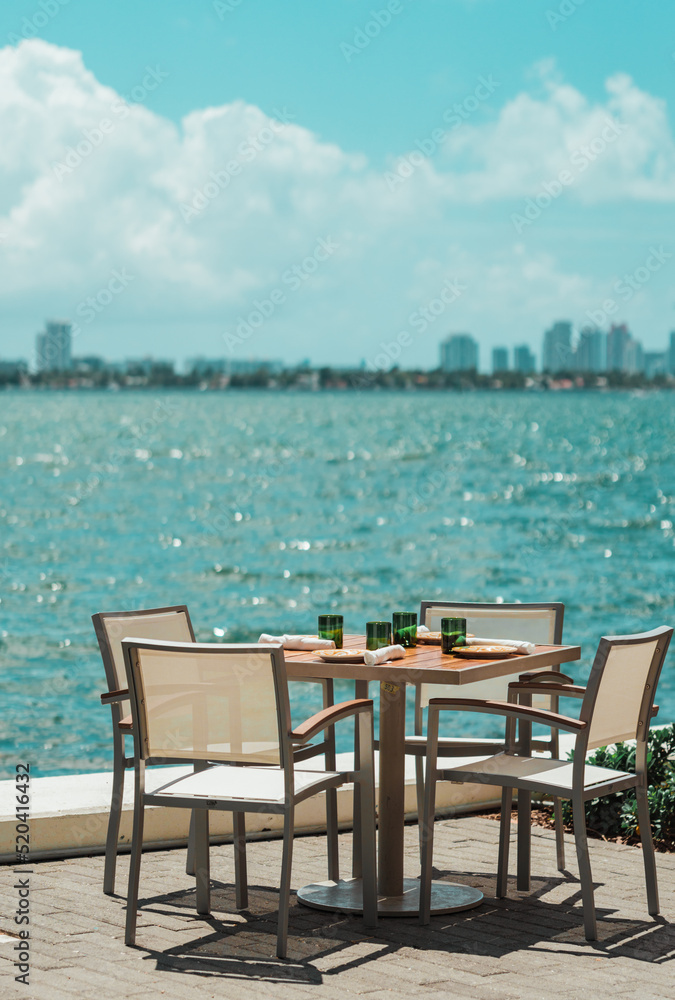 Fototapeta premium restaurant on the beach luxury miami usa florida sea 