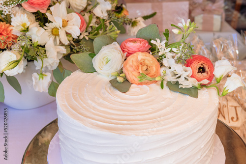  Delicious Delights: A Mouth-Watering Photo of a Delectable Cake