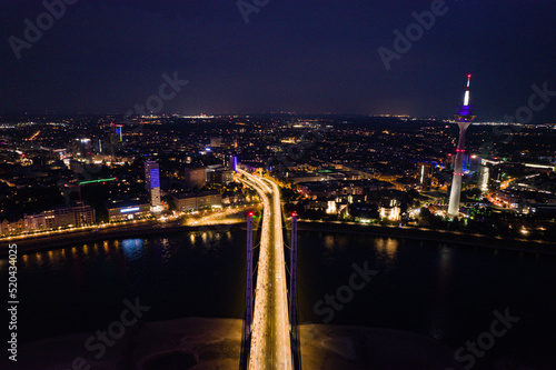 Night in Düsseldorf © JIANG