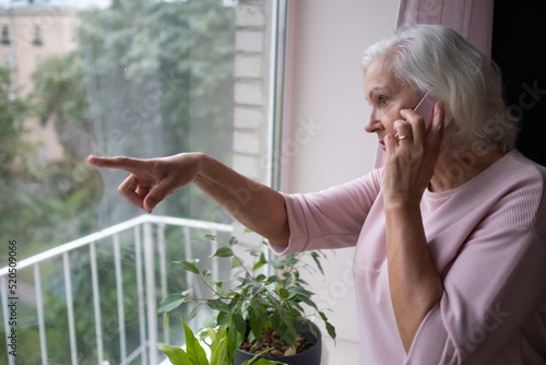 Canvas Print woman talking on phone listening and hearing to rumor or gossip.