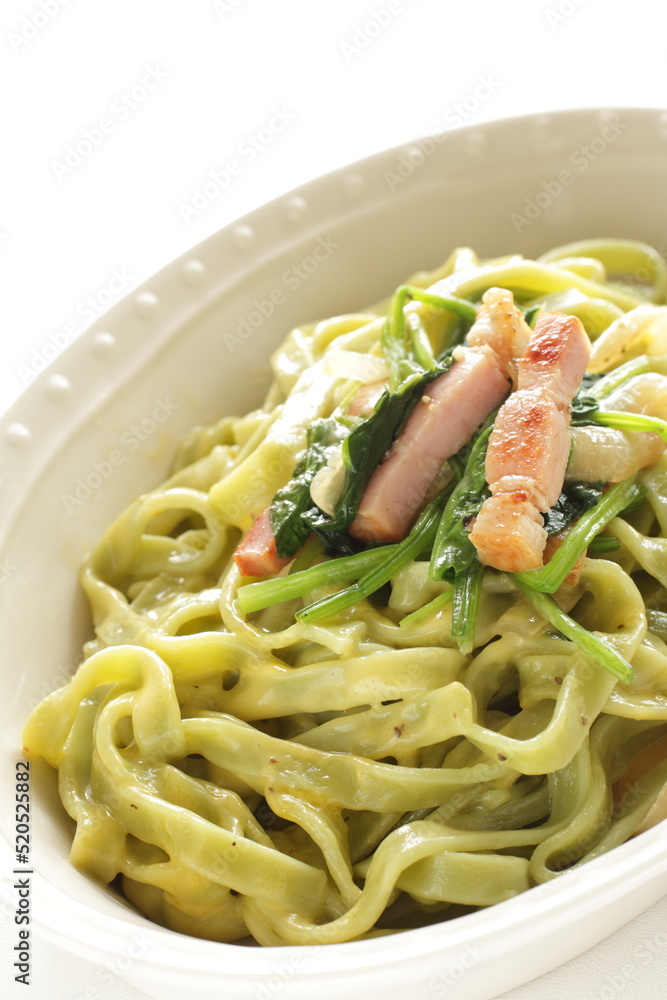 Homemade Italian, Bacon and spinach fettuccine pasta Homemade Italian, Bacon and spinach fettuccine pasta