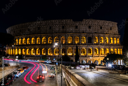 Le Colisée - Colosseo photo