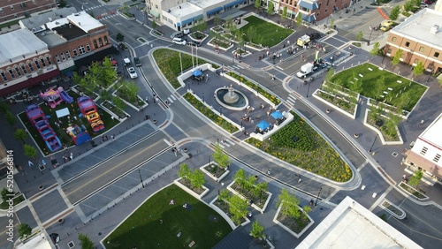 Bird's eye view of a green square and traffic in Shelbyville, Indiana photo