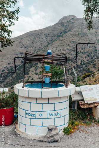 Wunschbrunnen auf Kreta, Griechenland photo