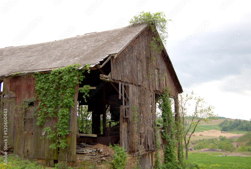 dilapidated barn dilapidated barn