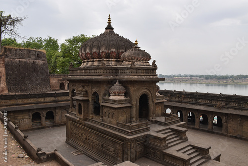 Exterior of Maheshwar Fort and Temple photo