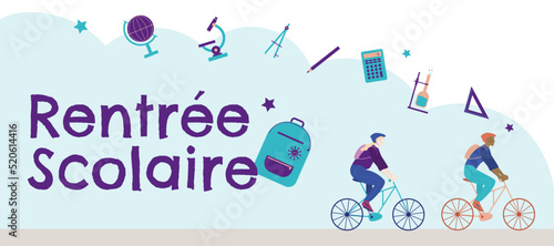 Bannière et illustration vectorielle rentrée scolaire avec texte "back to school". Illustration avec des enfants qui font du vélo pour le retour à l'école avec autour des fournitures scolaires.
