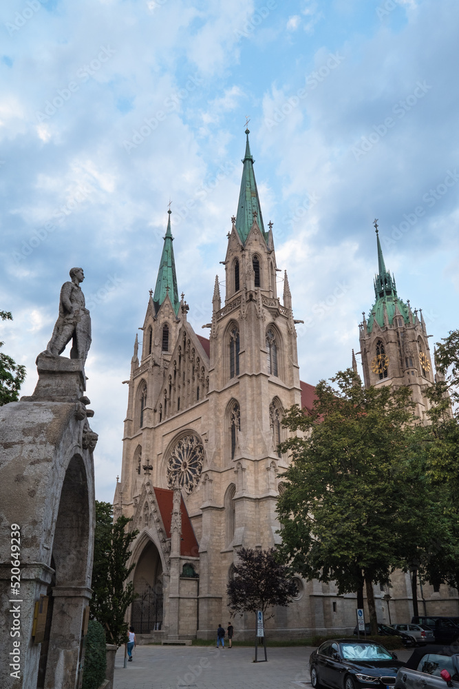 Paulskirche / Kirche St. Paul in München bei Theresienwiese