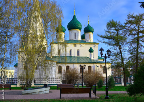 Фотография Ilyinsky Square near the temple