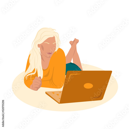  Chatting business women set. Modern yong women communicate with their colleagues. Beautiful female characters with speach bubbles. Vector set