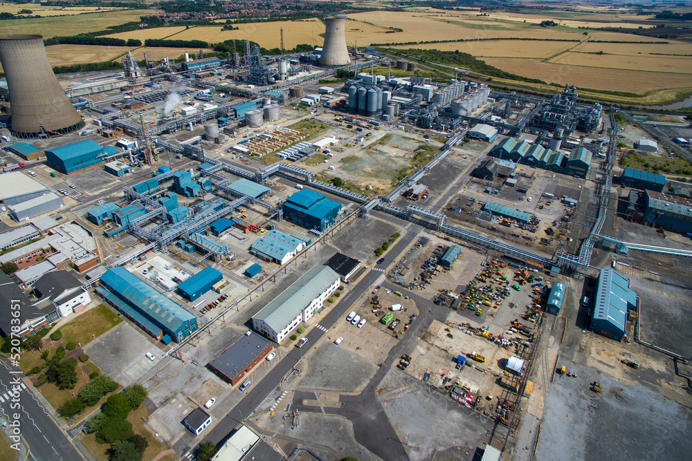 Saltend Chemicals Park, Hull. world-class chemicals and renewable energy businesses at the heart of the UK's Energy Transition to zero carbon footprint