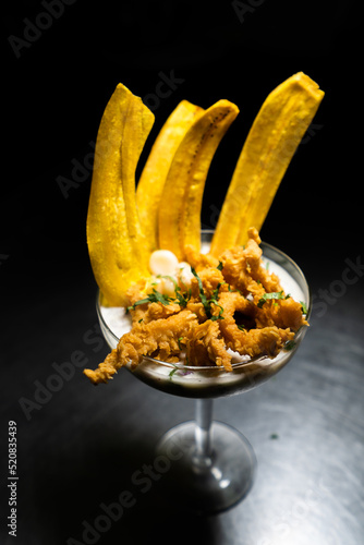 Konstfotografi Deliciosa comida peruana en restaurante