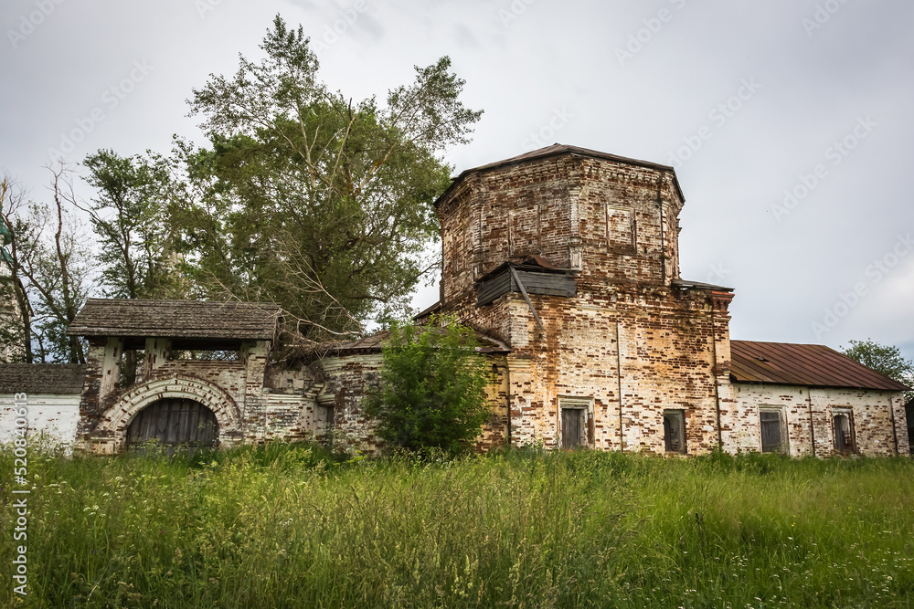 Russia, Vologda Oblast, Morozovitsa, 07. 21.2017. Russian Orthodox Troitse-Gledensky Monastery  in the village of Morozovitsa near the town Veliky Ustyug in summer