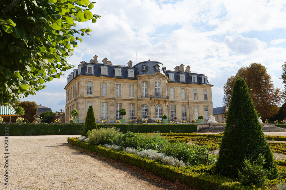 Fototapeta premium View on Chateau de Champs in Champs-sur-Marne , France.