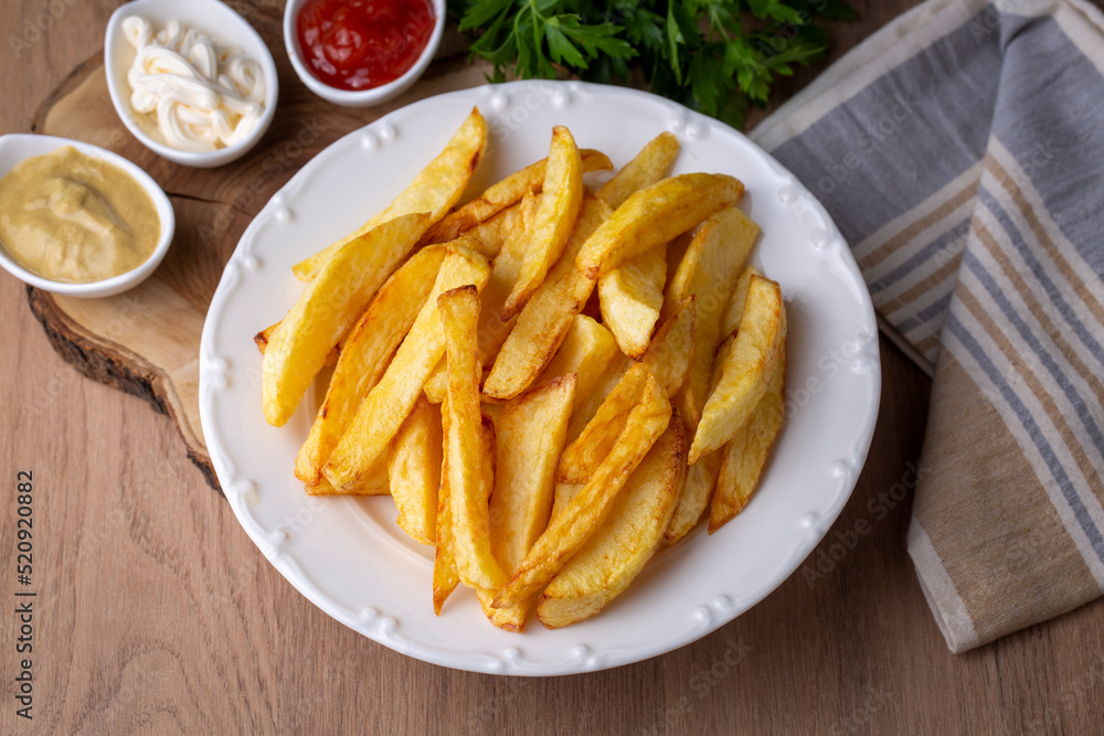 Turkish style handmade french fries, Turkish name; Ev yapımı patates kizartmasi