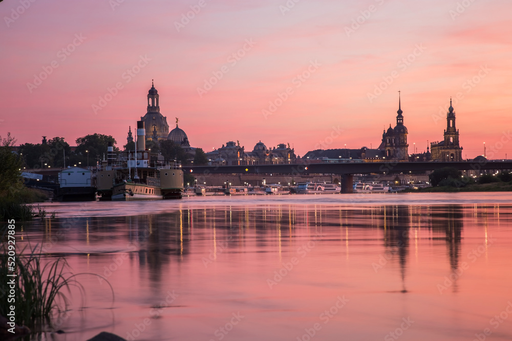 Obraz premium Abendrot in Dresden 